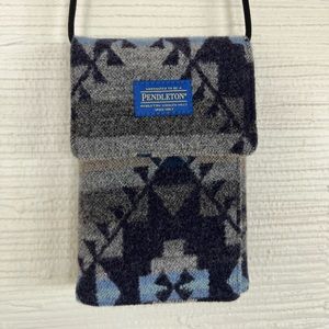 Pendleton Crossbody Wallet